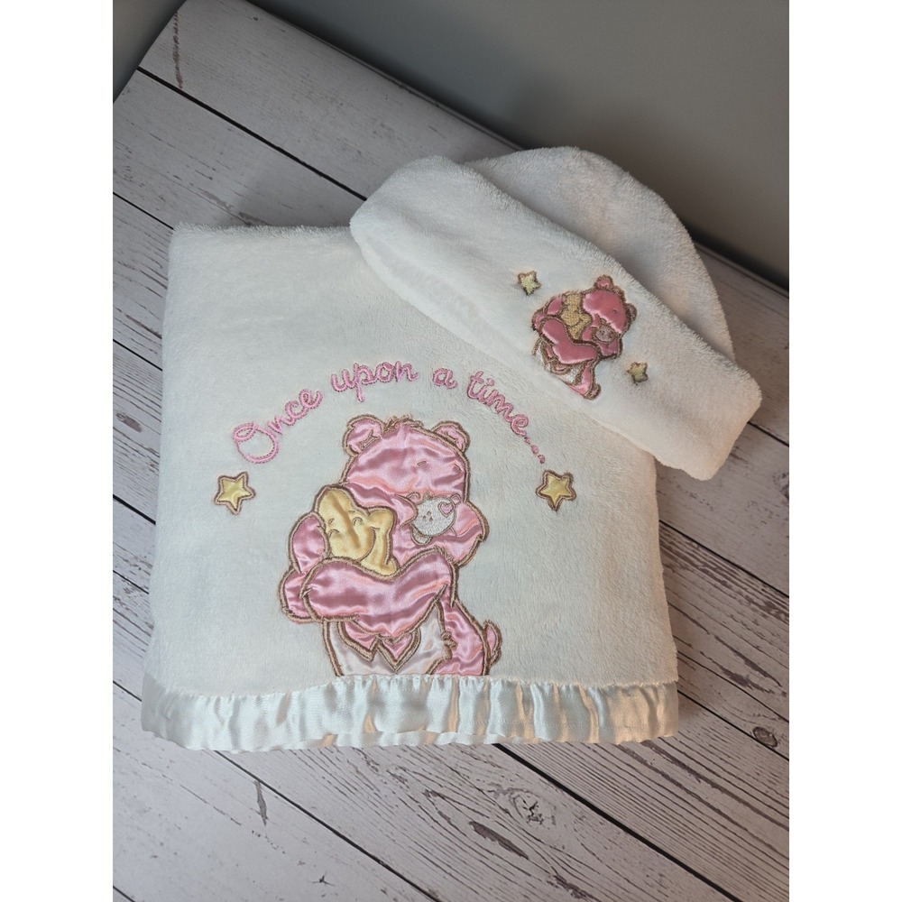 2008 Care Bears Baby Ultra Soft Blanket 30x40 Inches w/ Hat Set Satin Edges